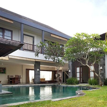 Villa Fanisa Kuta Lombok Habitación foto