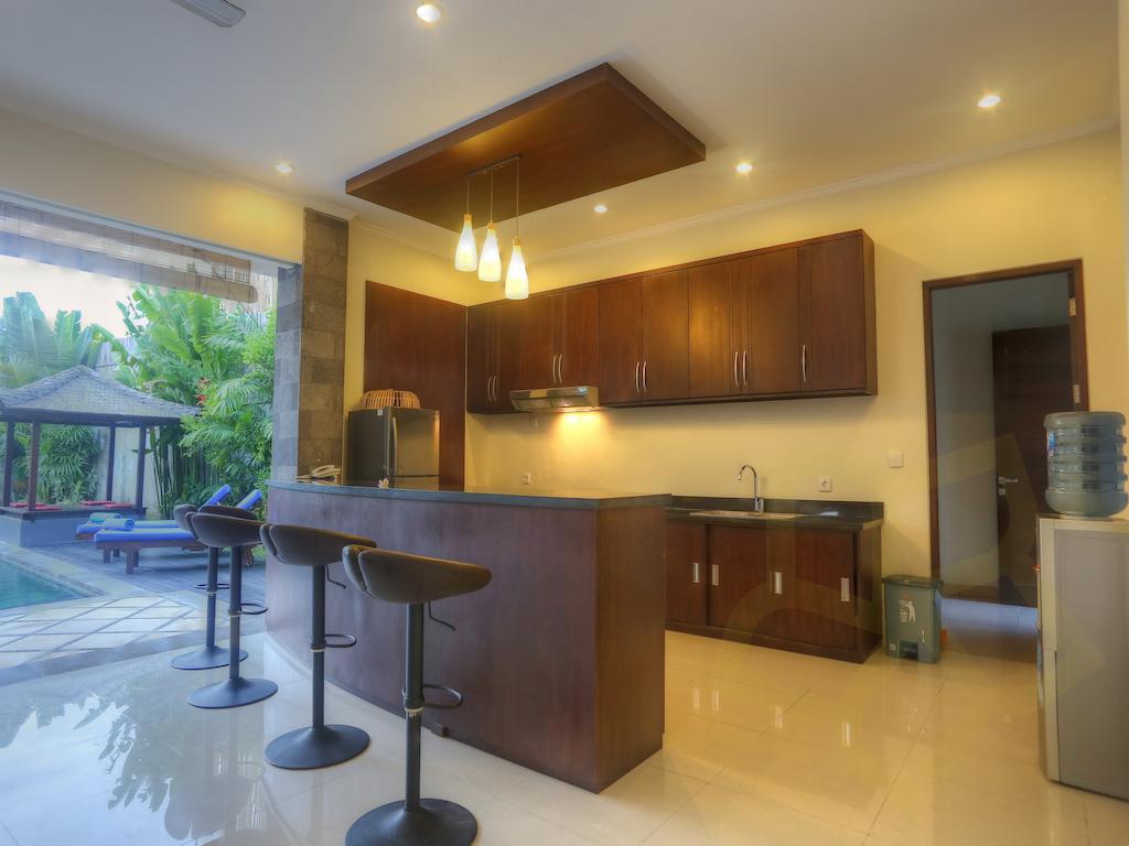 Villa Fanisa Kuta Lombok Habitación foto